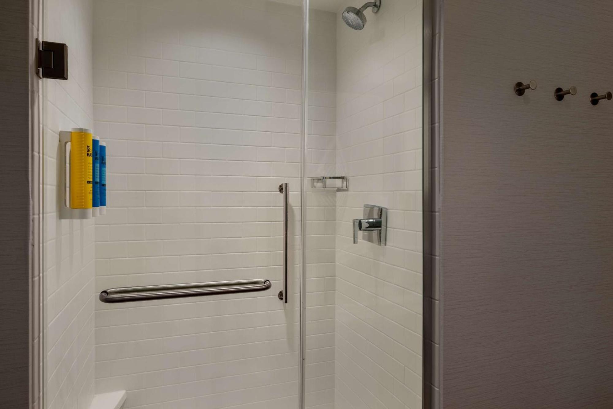 Hotel Tru By Hilton Ankeny Esterno foto